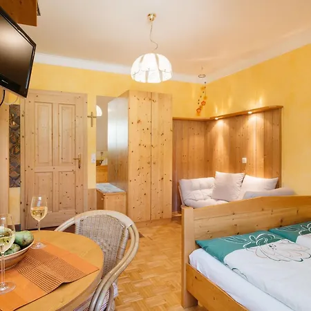 Gaestehaus Lang Pensjonat 3*