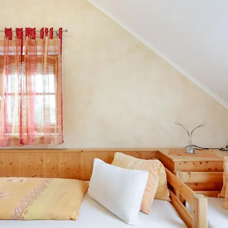 Pensjonat Gaestehaus Lang 3*