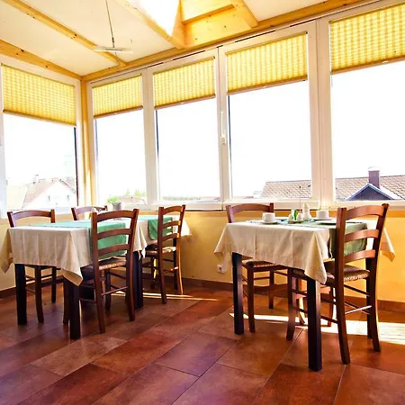 Gaestehaus Lang Pensión 4*